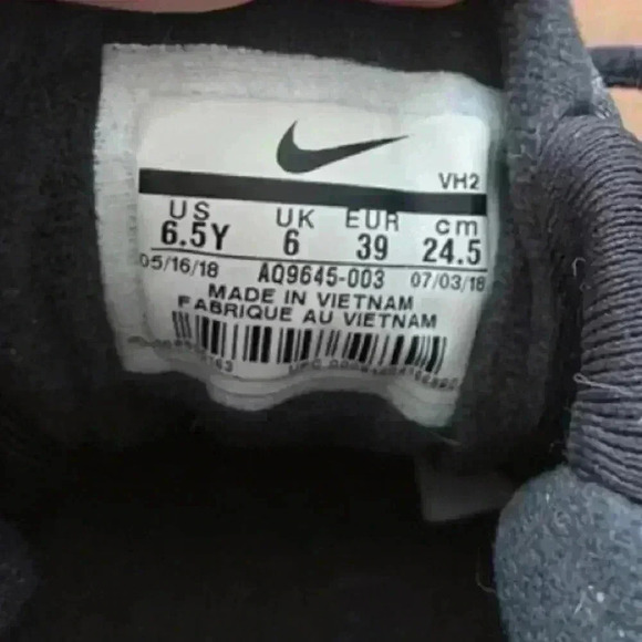 Nike Viale Running Shoe 6.5Y - Picture 8 of 8